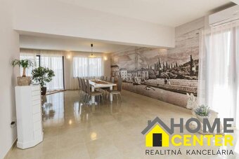 Nádherný dom /420 m²/ s bazénom a výhľadom na more, Dalmátsk - 7