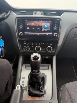 Skoda octavia III - 7