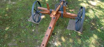 Starý drevený konský pluh 3 - 7