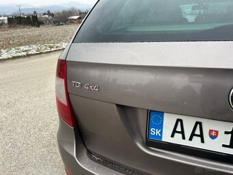 Škoda superb 2,0 4x4 DSG - 7