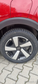 Opel Crossland  X 1,2 Benzín - 7