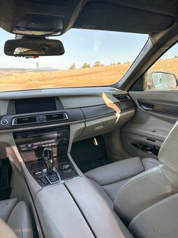 BMW 750Li xDrive 2009 - 7
