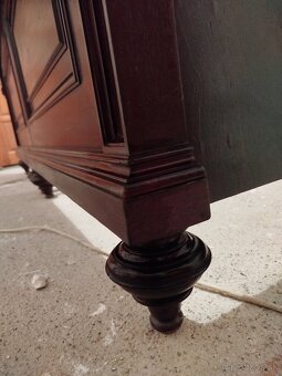 Starožitná posteľ - 7