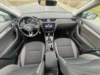 Škoda Octavia Scout 2.0 TDi Dsg 4x4 - 7