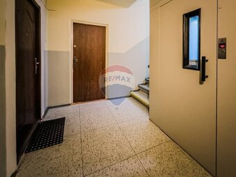 Na predaj: 2-izbový byt, 50 m², Rimavská Sobota – Sídlisko R - 7
