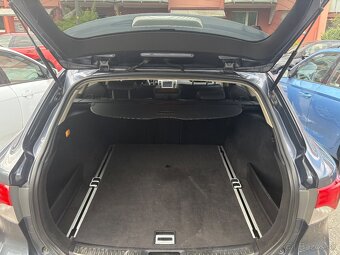 Avensis - 7