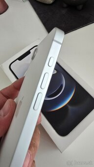 IPhone 16e - 7