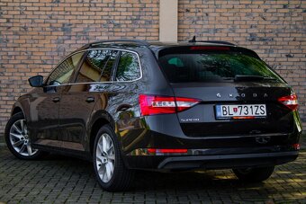 Škoda Superb combi DSG 2,0TDI - 7