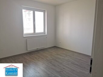 Ponúkame na prenájom 3-izbový byt - Nové Zámky - 7