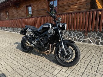 Yamaha XSR900 - 7