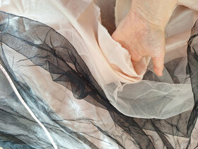 Nove plesove saty S-M vhodne aj na maskarny bal - 7