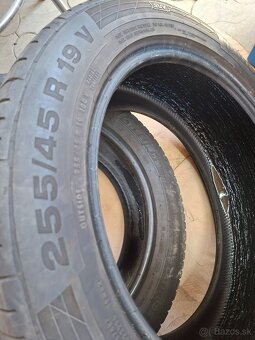255/45R19 Michelin Continental - 7