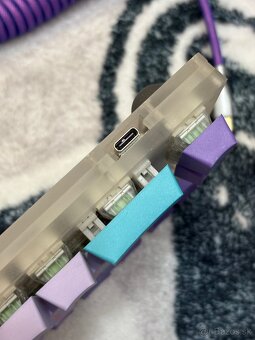 Custom klavesnica na základe Womier K66 - 7