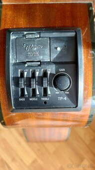 Akustickoelektricka klasicka gitara Takamine EG320SC seria G - 7