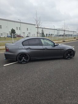 Bmw e90 320d - 7