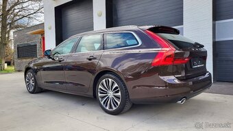 Volvo V90 T4 2.0L Momentum Pro A/T - 7