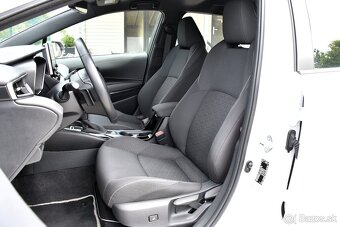 Toyota Corolla Kombi TS 2.0 HYBRID E-CVT SR 2021 DPH - 7