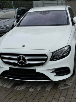 Mercedes-Benz E trieda Kombi 220d 4matic AMG - 7
