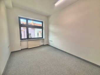 Prenájom komfortných kancelárií v centre Čadce - 7