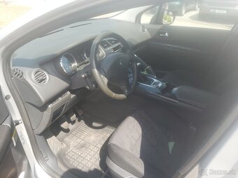 Peugeot 3008 1.6 HDi FAP 110k Confort Pack - 7