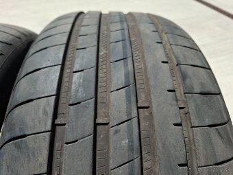 Predám 2ks letnych pneumatik GoodYear Eagle F1 245/40 R19 - 7