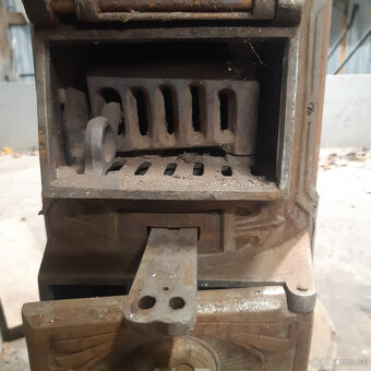 starožitné kachle - 7