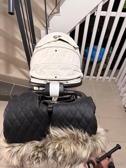 CYBEX Avi Spin Gold Seashell Beige. - 7