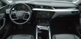 Audi e-tron 5.5 55 Advance, 4x4 - 7