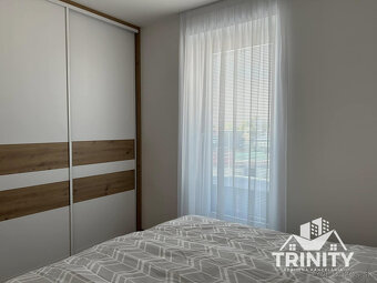 Na prenájom 2-izbový byt s terasou v Nových Zámkoch (novosta - 7