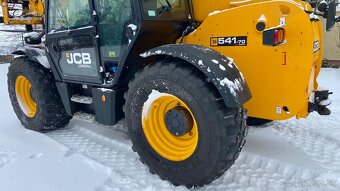 Teleskopický nakladač JCB - 7