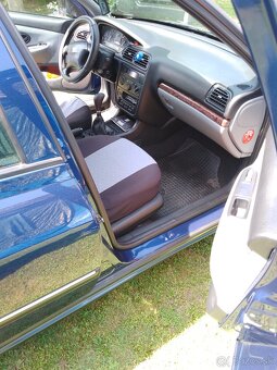 Predám Peugeot 406 sedan facelift 1.8 benzín - 7