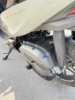 Honda Forza 125 - 7