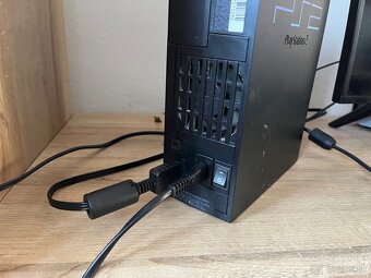 Playstation 2 + ovládač - 7