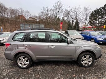 Subaru Forester 2.0i 110kW 4x4 automat klima tempomat 164tkm - 7