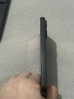 Predám Apple IPhone 15 PRO 128GB Black Titanium - 7