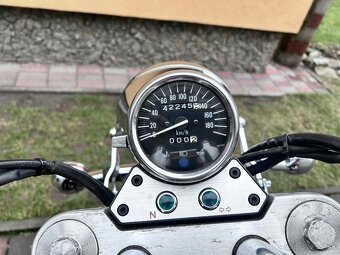 Suzuki Marauder VZ800 - 7