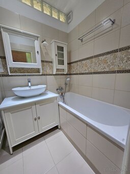 Na prenájom štýlový 3-izb. byt Nitra centrum výhľad na hrad - 7