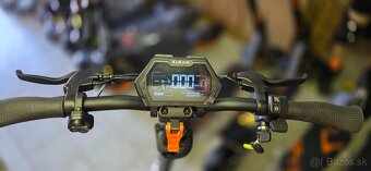 Elektrická kolobežka Kukirin G2 master 6. - 7
