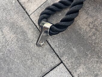 Predám rôzne fitness pomôck(rukavice, triceps adaptéry a i.) - 7