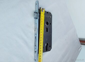 Zadlabavací zámok FAB - 7