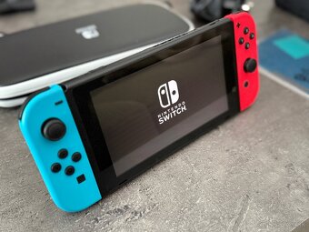 Nintendo Switch - 7