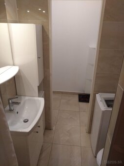 prenájom 1 izbového bytu - 7