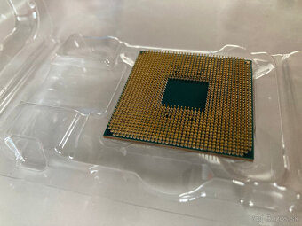 Predám - AMD Ryzen 9 3900XT - 7