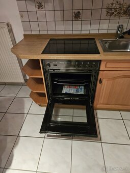 Masívna kuchynská linka z Nemecka so spotrebičmi - 7