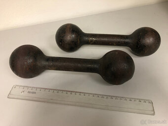 Staré kovové činky - 7