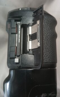 Canon EOS D60 + battery grip - 7