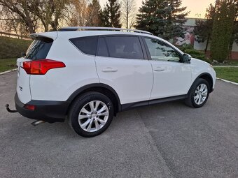 Toyota RAV4  2.0 benzin 4x4 - 7