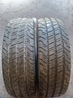 215/75R16C Continental - 7