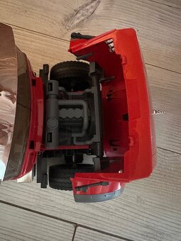 Auto žeriav BRUDER - 7