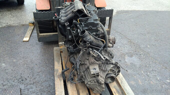 Mercedes 638 2,3 diesl. motor 105 kw aj s prevodovkov - 7
